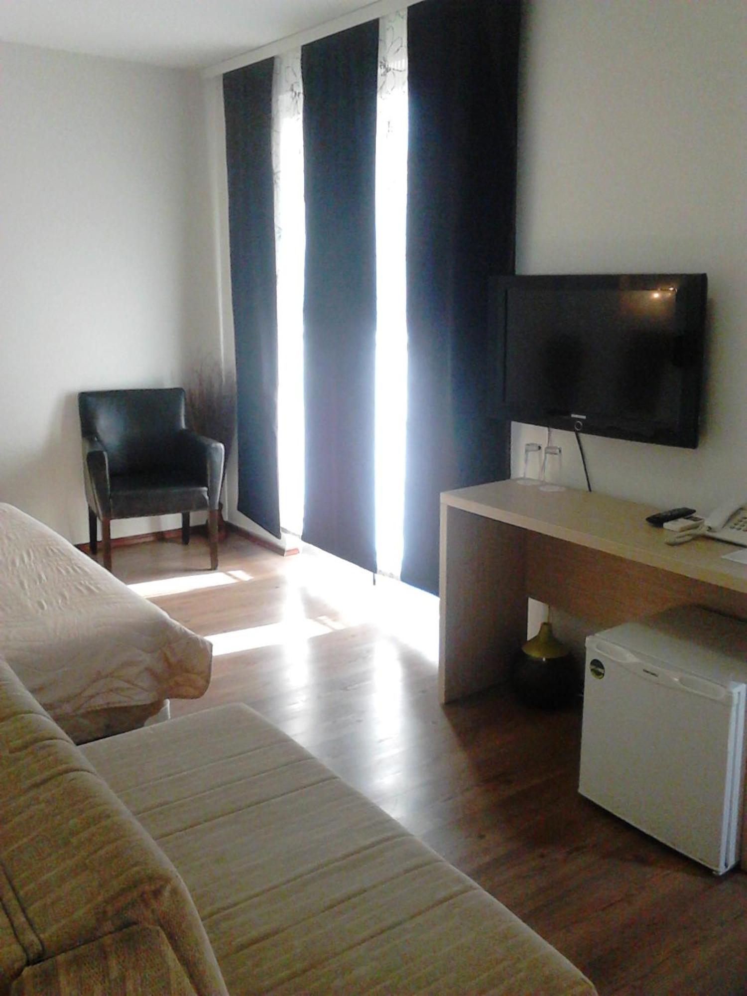 Prenociste Konstantin 2008 Hotel Ni Kamer foto