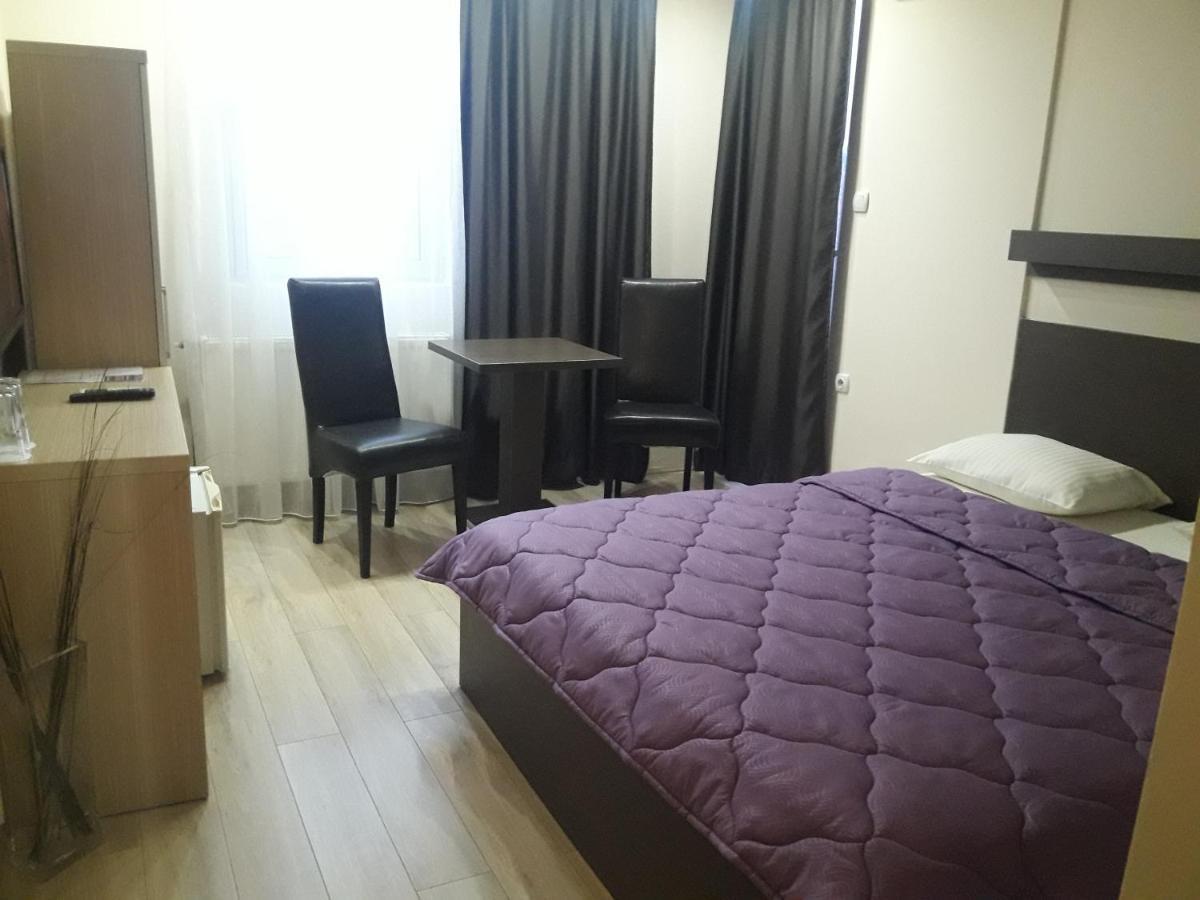 Prenociste Konstantin 2008 Hotel Ni Buitenkant foto