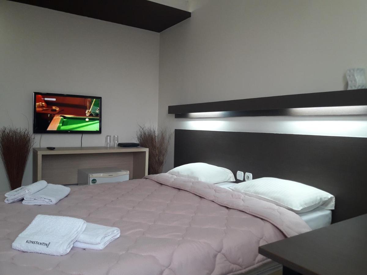 Prenociste Konstantin 2008 Hotel Ni Buitenkant foto