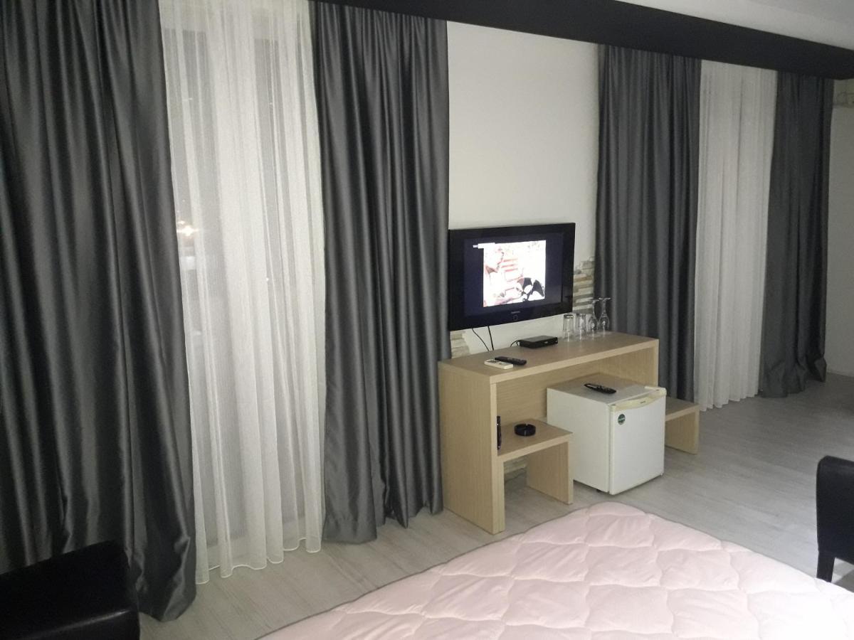 Prenociste Konstantin 2008 Hotel Ni Buitenkant foto